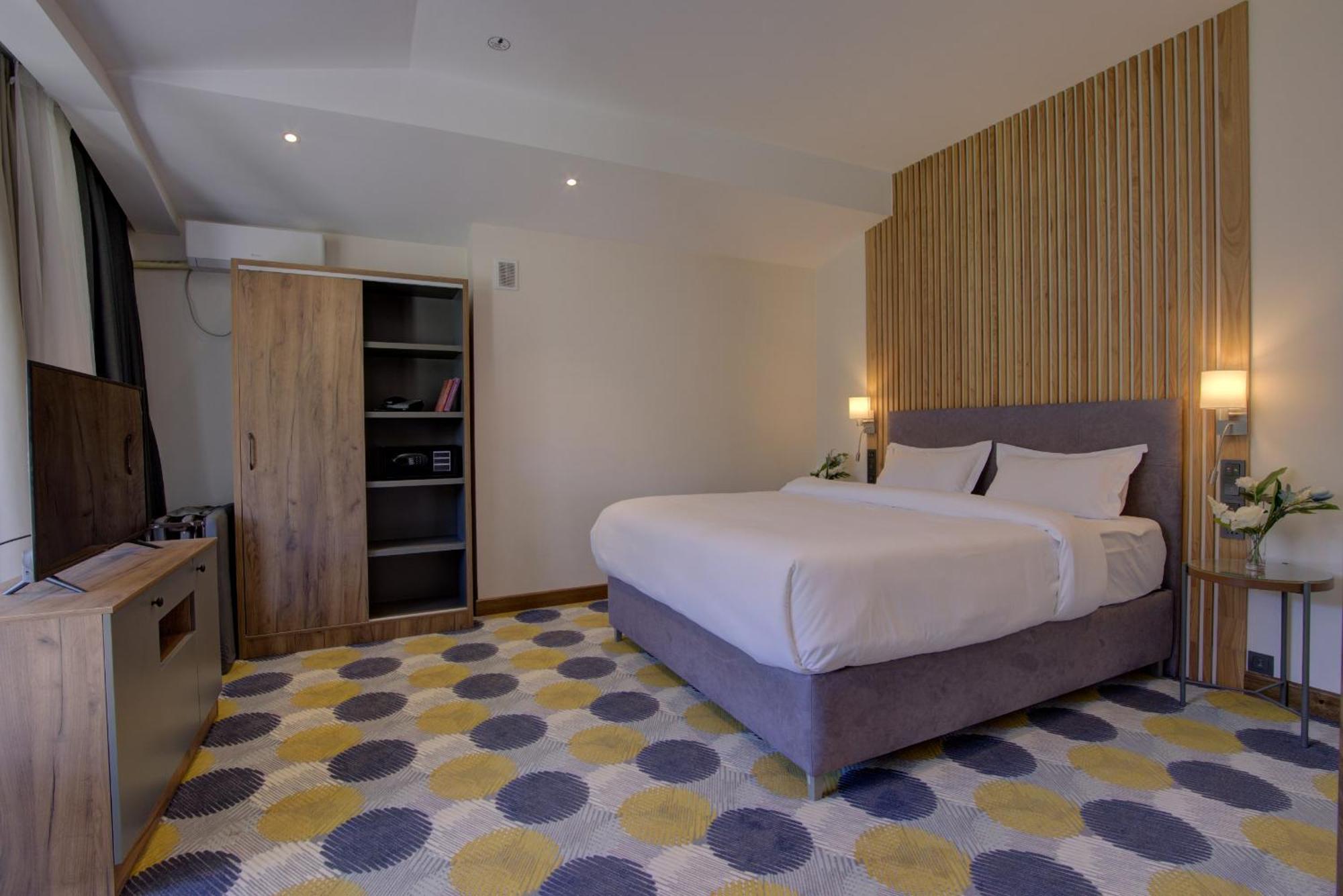 Naryn Grand Khan Tengri 4* מראה חיצוני תמונה