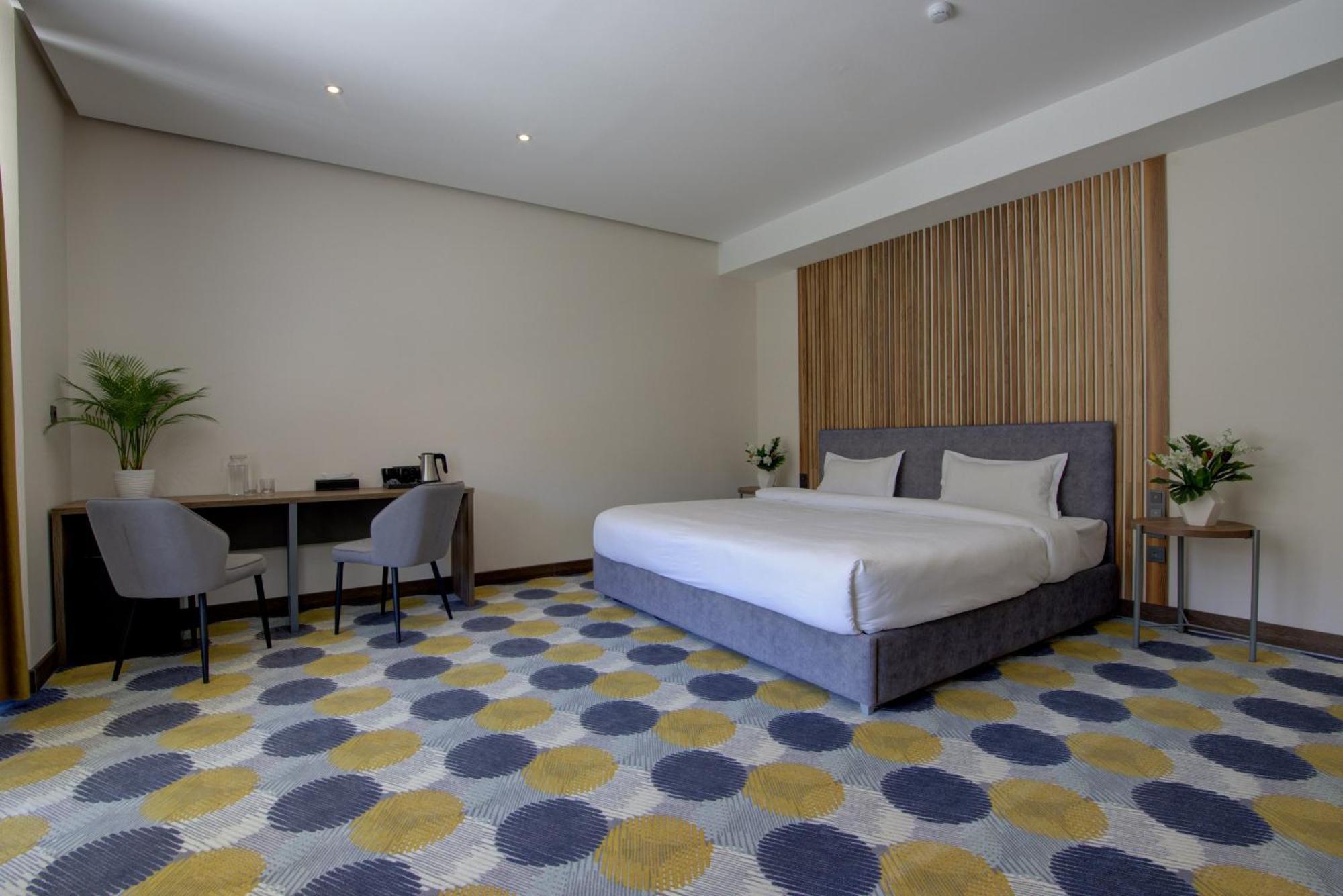 Naryn Grand Khan Tengri 4* מראה חיצוני תמונה