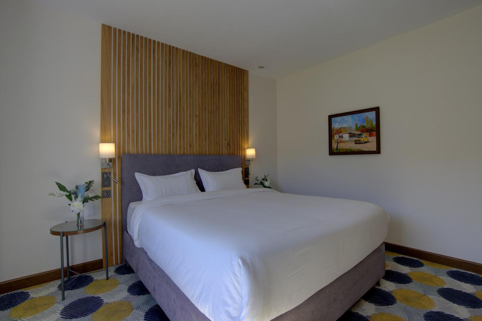 Naryn Grand Khan Tengri 4* מראה חיצוני תמונה